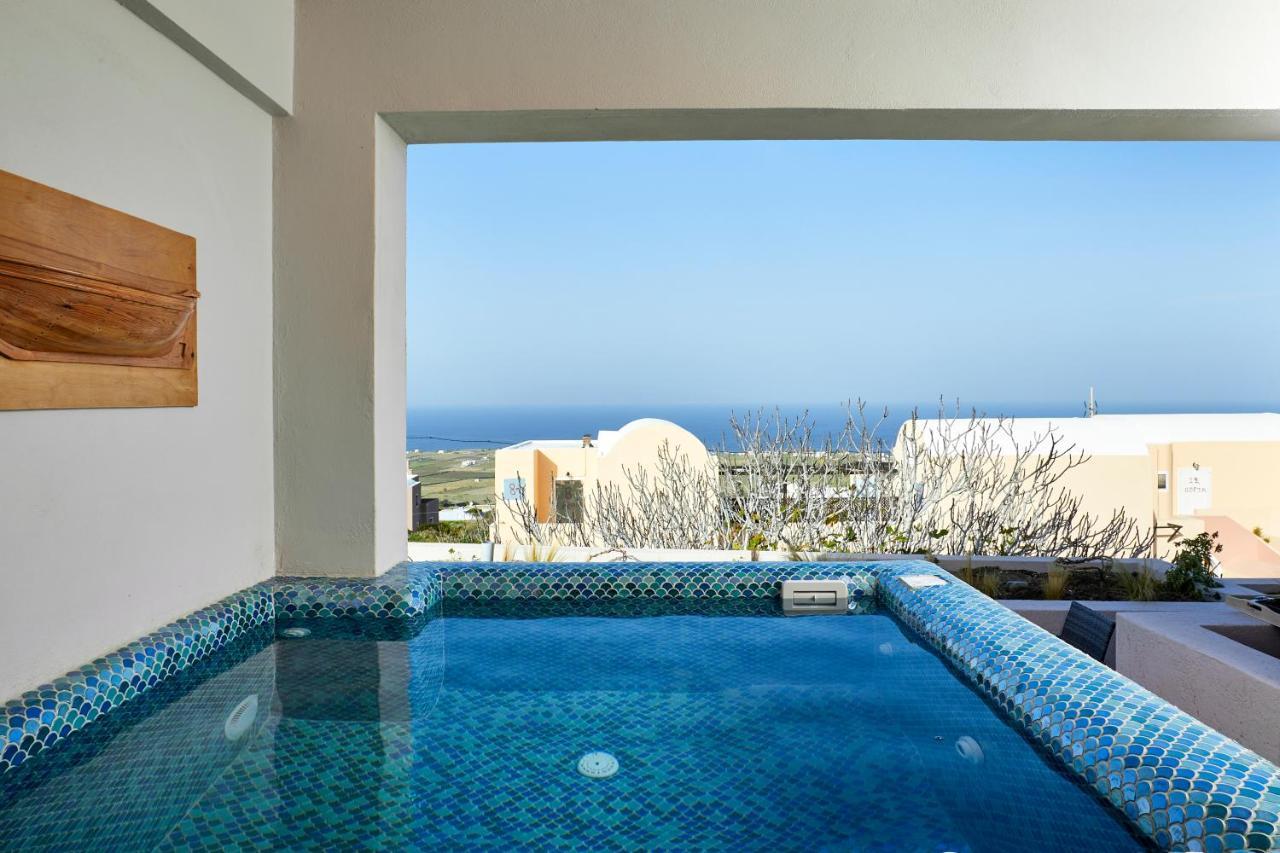 Alyvia Suites Oia  Exterior photo